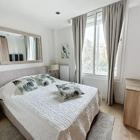 Daire Luxurious 3-bedroom With Stunning Sea View *